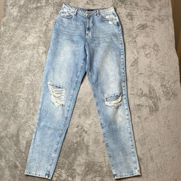 Misguided Riot Hight Rise Ripped Distressed Busted Knee Light Wash Mom Jeans - Picture 1 of 9